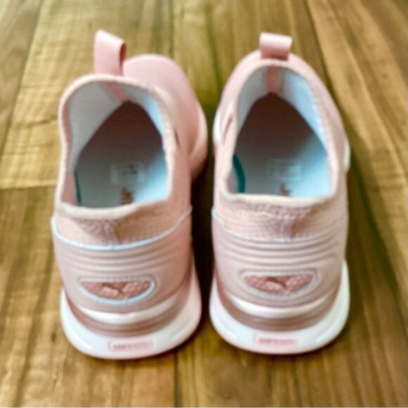 Puma Womens Softride Sophia 2 Slip On  Sneakers Shoes‎ Casual Size 5.5 In Pink - Picture 4 of 10